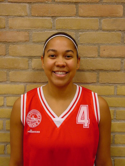 Alie Rousseau (V)