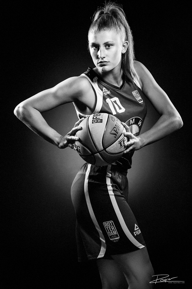 Robyn Bouwer (V)